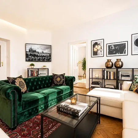 Prestige Two-bedroom By Parizska Lejlighed *