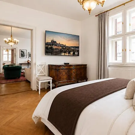 Lejlighed Prestige Two-bedroom By Parizska Prag